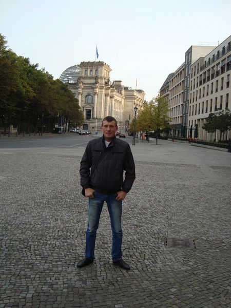 Александр Фирсов