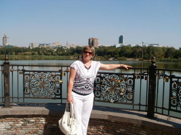 Елена Адаменко