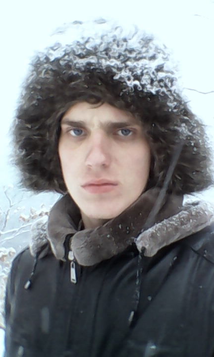 Другой Толя