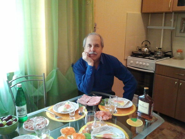 Виктор Авдеев