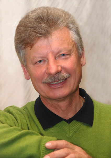 Василий Семенов