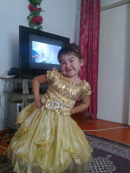 Улмекен Колканатовна