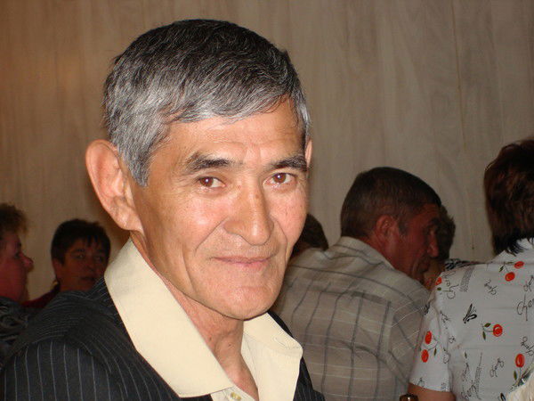 Суюнгали Даулетов