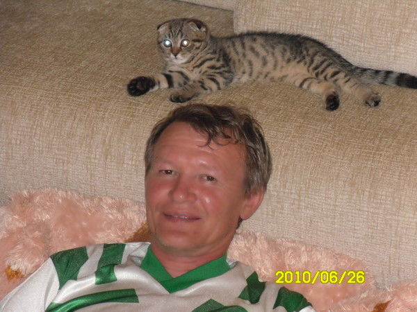 Влад Иванов