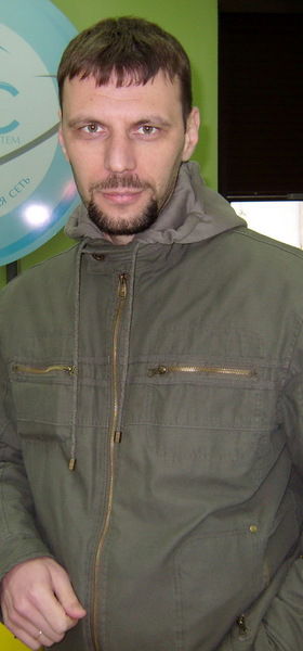 Денис Чекалов