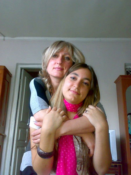 Алмас Караханова