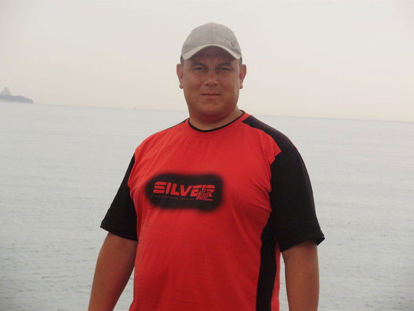 Юрий Веселов