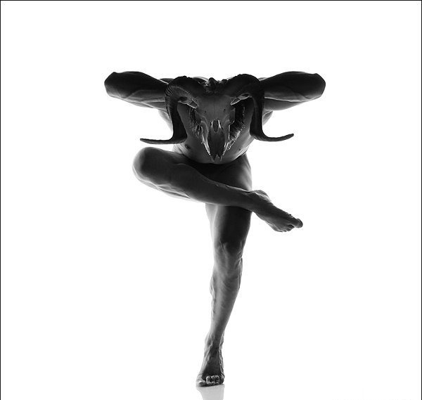 Николь Семен