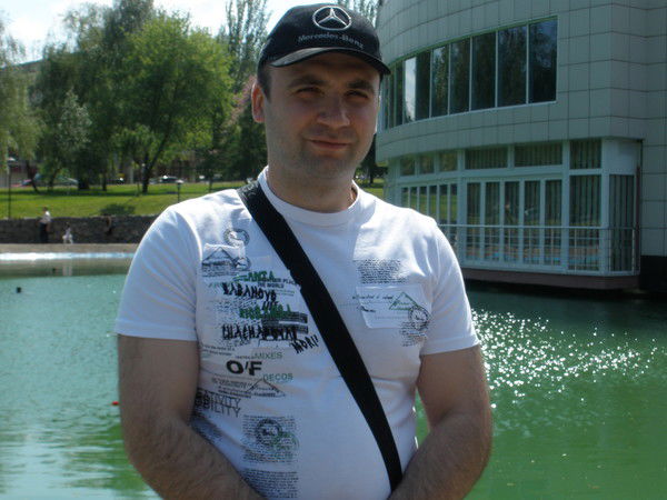 Олег Черноусов