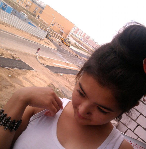 Айдана Ешекенова