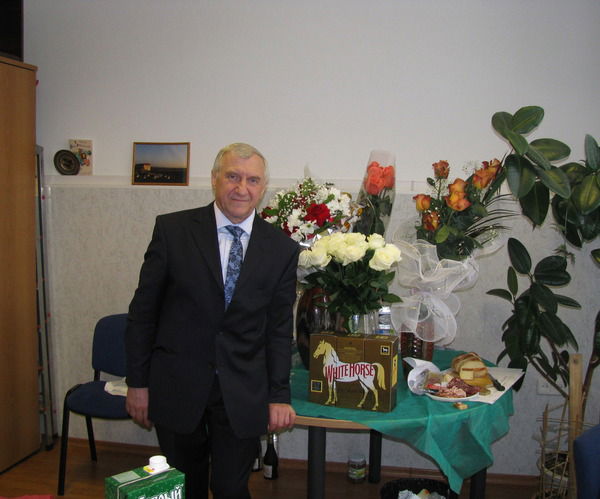 Анатолий Петров