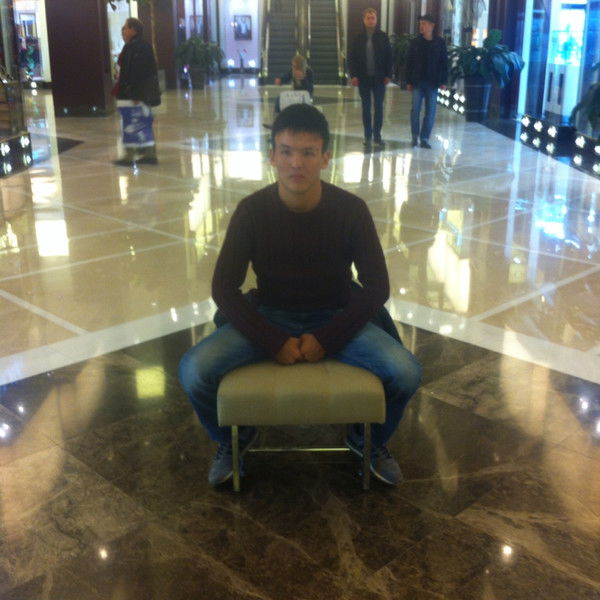 Улан Алмазбеков