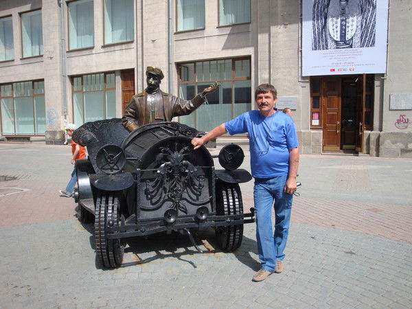 Анатолий Ворожев