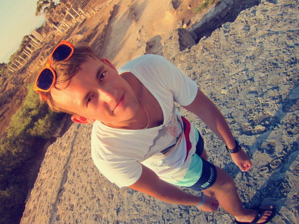 Дмитрий Машаров