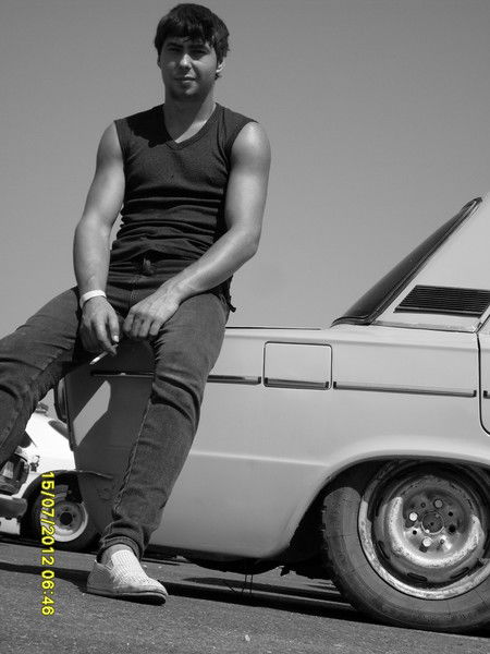 Антон Устьян