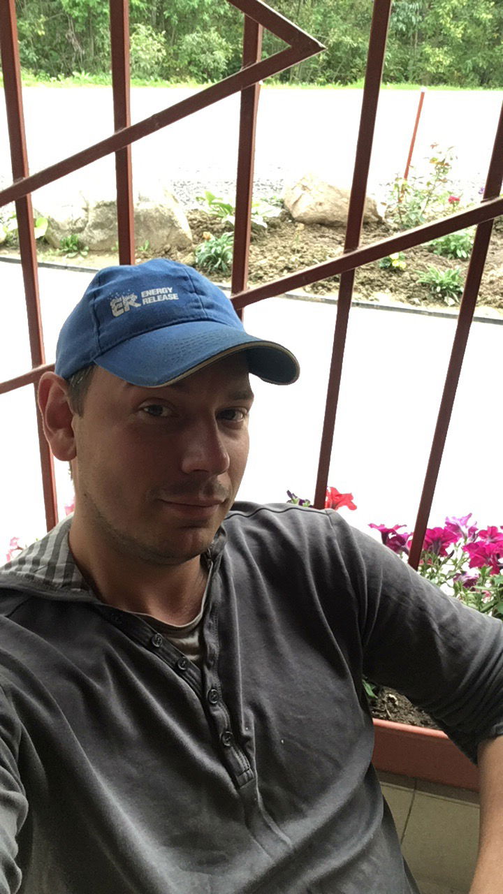 Денис Крюков