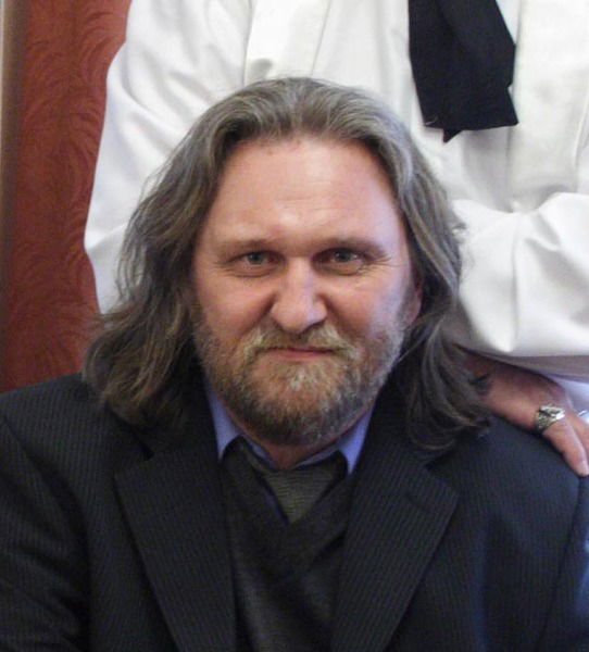 Слава Худяков