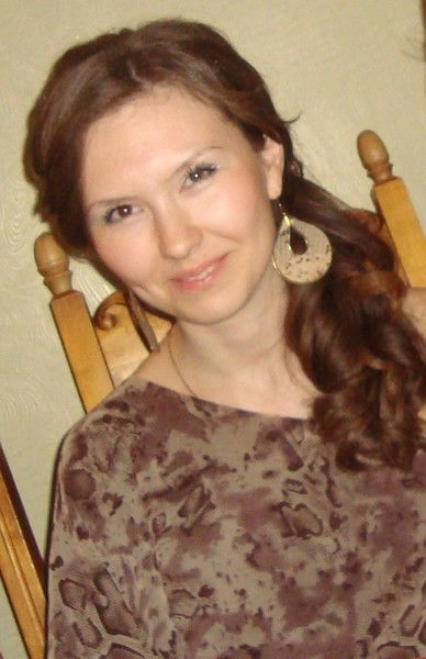 Софья Накенова