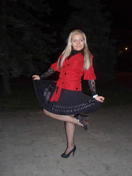 Виктория Попова