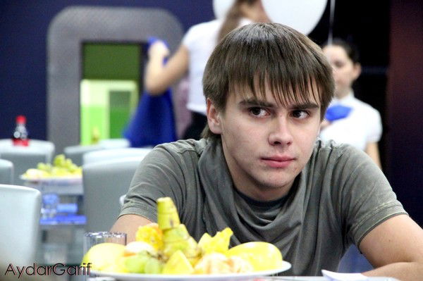 Константин Бутусов