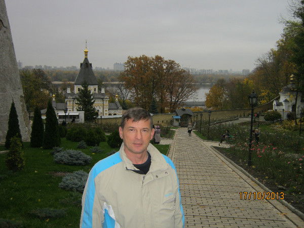 Анатолий Гонтарев