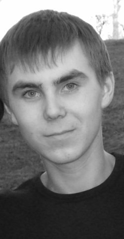 Рома Николаев