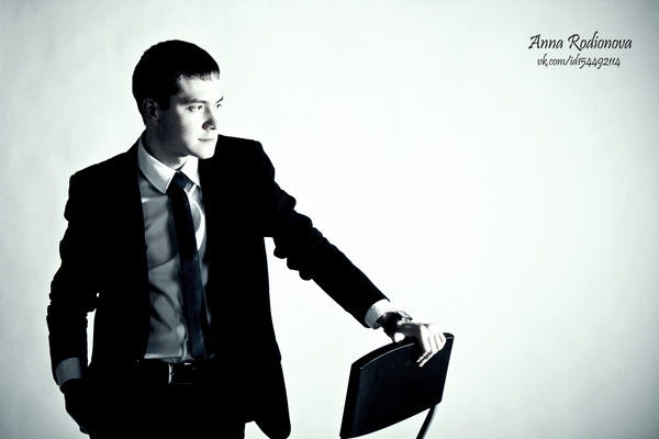 Анатолий Секретарев