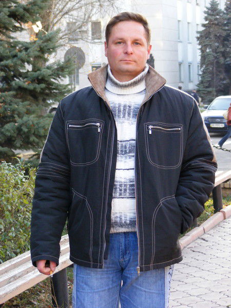 Руслан Сухов