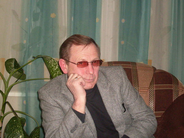 Александр Кобзев