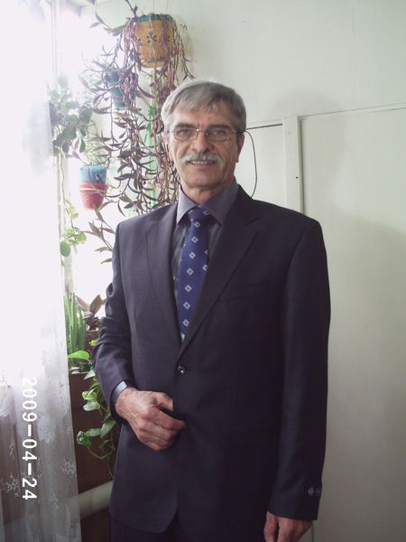 Анатолий Жидок