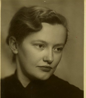 Александра Ветрова