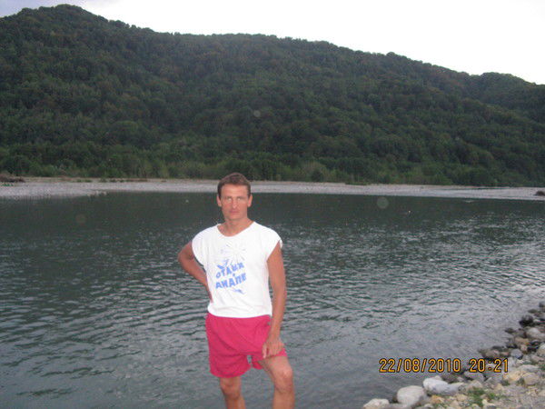 Андрей Плотников