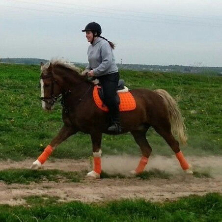 Катя Головина