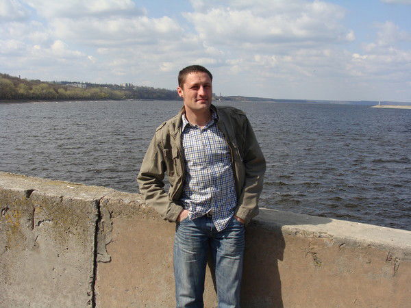 Неизвестно Неизвестно