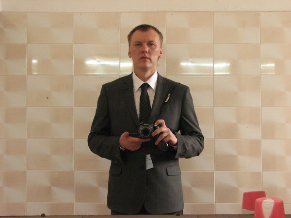 Денис Семечев