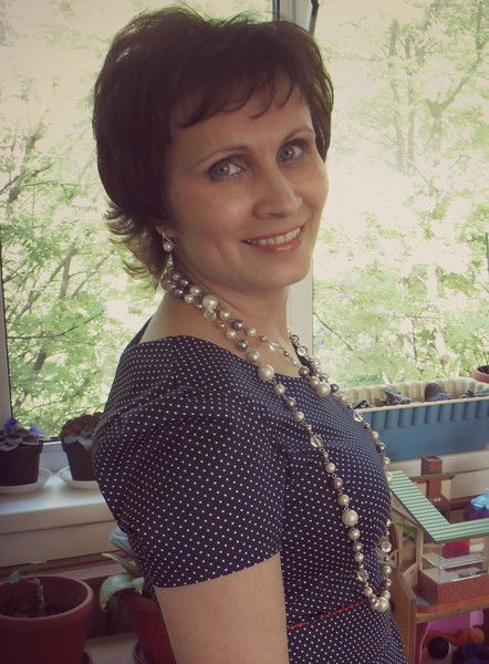 Валя Иванова