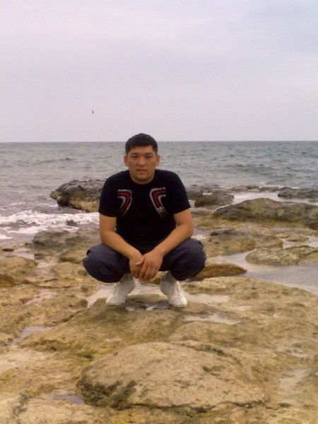 Ануар Утикеев