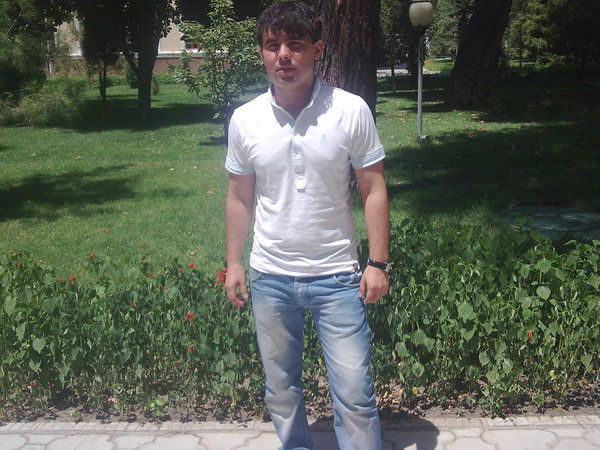 Сухроб Ахмедов