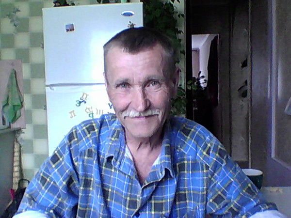 Лев Цветков