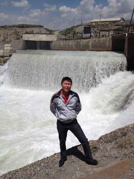 Эмир Кармышаков