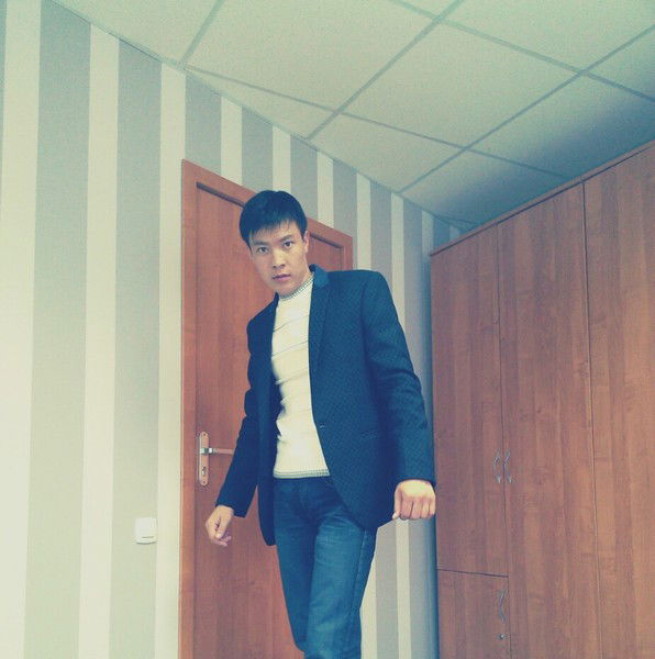 ***женис*** ***убисов***