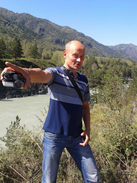 Валентин Иванов