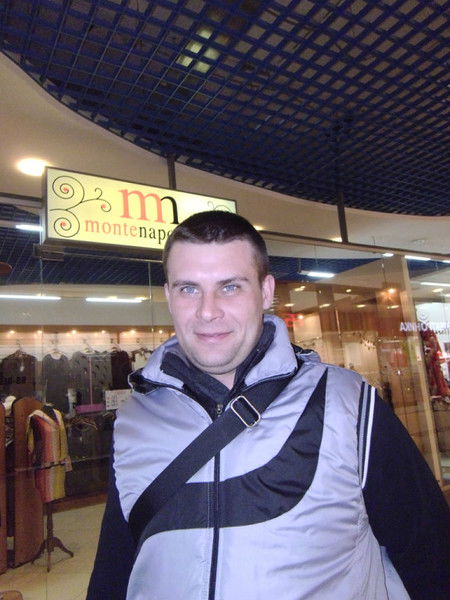 Антон Кушин