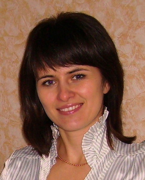 Альона Хіночек