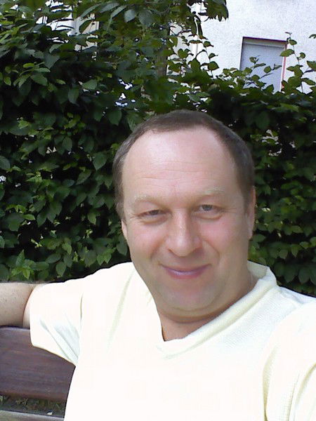 Олег Ратнер