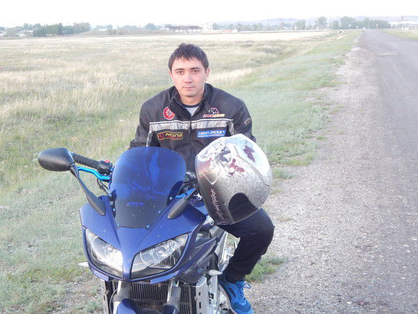 Саня Волгин