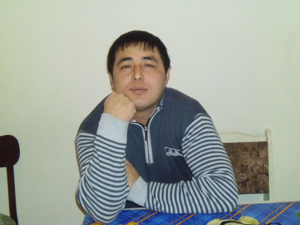 Равшанбек Салиев