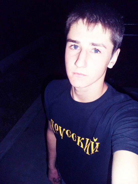 ••андрей ••