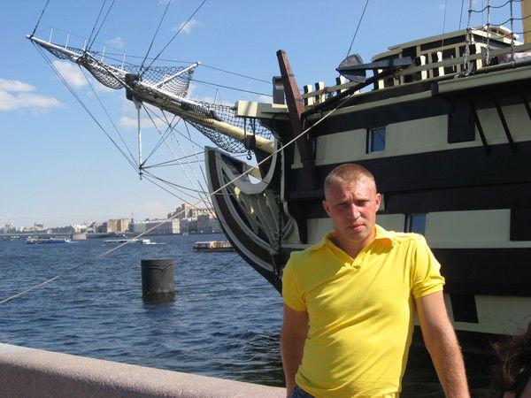 Дмитрий Сапожников