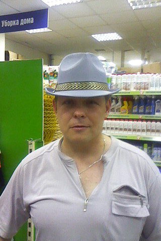 Игорь Кретов